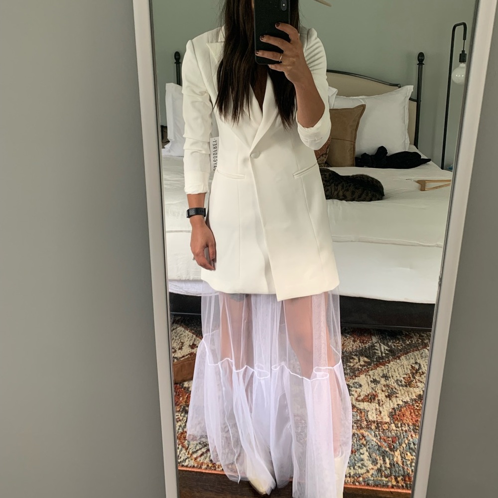 NWOT Jay Godfrey 2 piece white blazer dress with separate sheer tulle maxi skirt - Picture 2 of 7